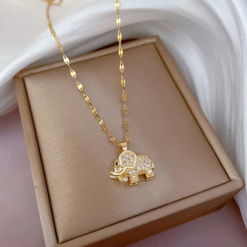 Collier avec Pendentif Éléphant Doré