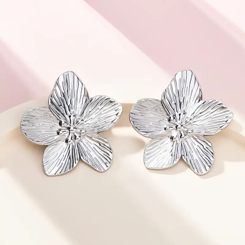 Boucle D’oreille Fleur Argentée - boucle d’oreille