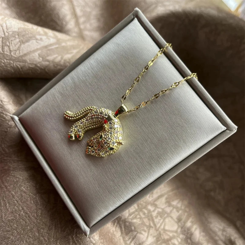 Collier avec Panthère colliers