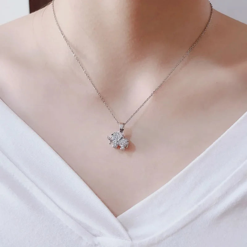 Collier avec Pendentif Éléphant colliers