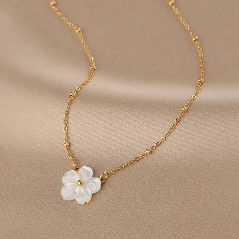 Collier Fleur Doré - colliers