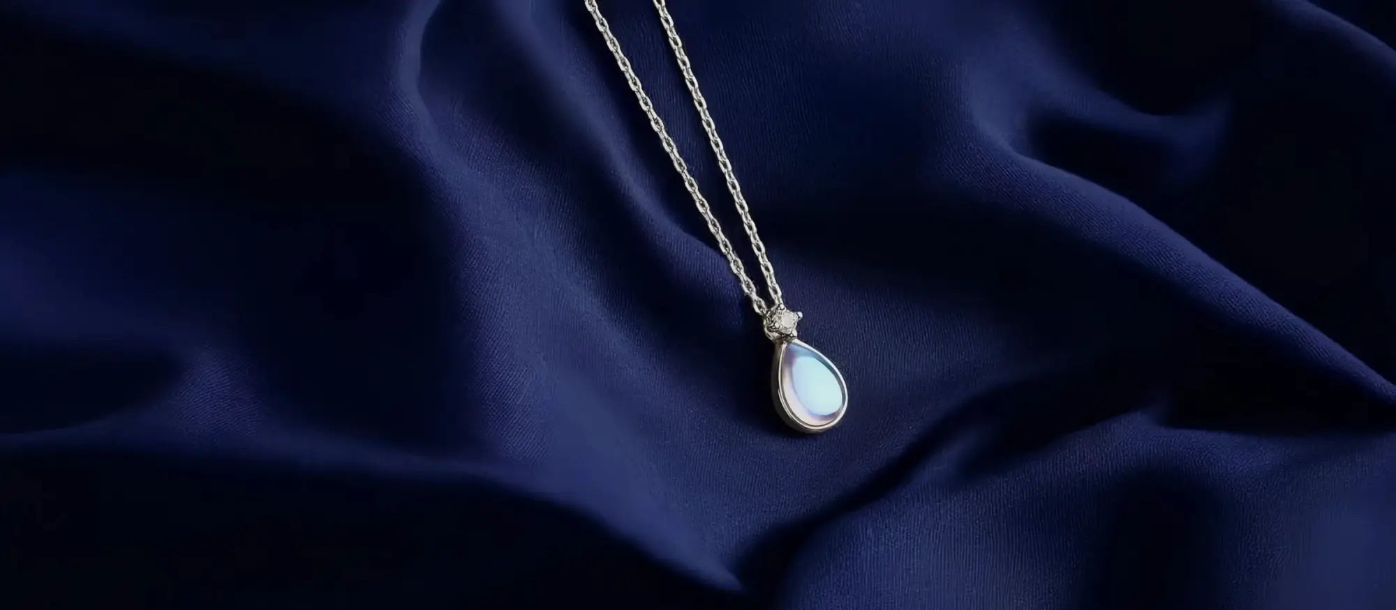 collier pierre de lune